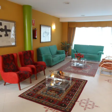 Rey Arturo Burgos Hotel