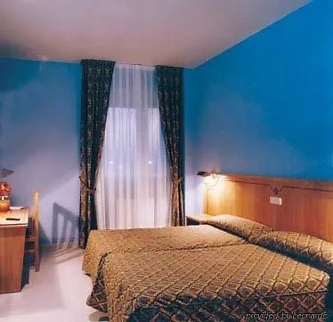 Rey Arturo Burgos Villagonzalo Pedernales