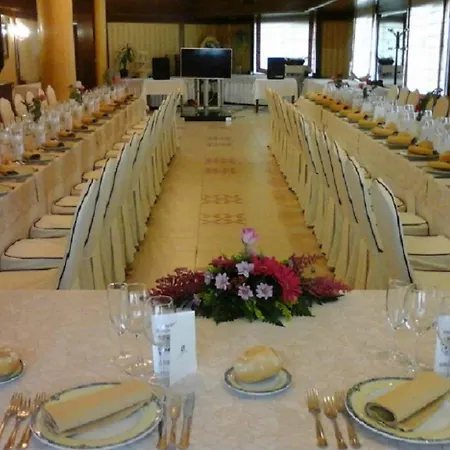 Rey Arturo Burgos Hotel Villagonzalo Pedernales