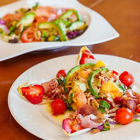 Rey Arturo Burgos Hotel 3*