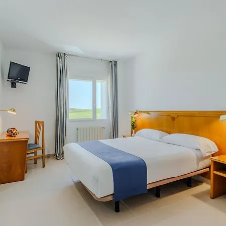Hotel Rey Arturo Burgos Villagonzalo Pedernales