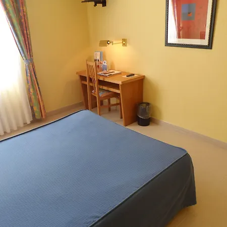 Rey Arturo Burgos 3* Villagonzalo Pedernales