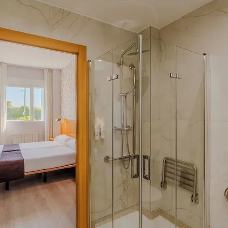 Rey Arturo Burgos Hotel 3*