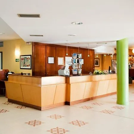 Rey Arturo Burgos Hotel