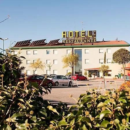 Hotel Rey Arturo Burgos 3*