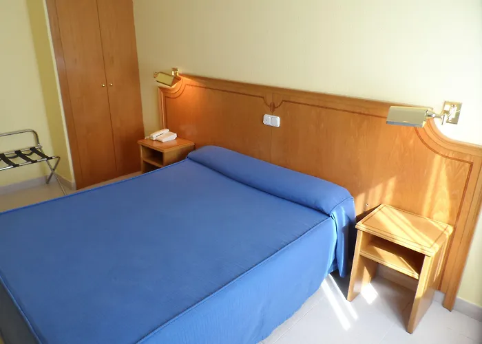 Отель Rey Arturo Burgos Villagonzalo Pedernales