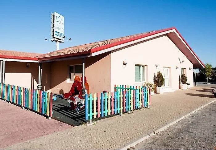 Rey Arturo Burgos Отель Villagonzalo Pedernales