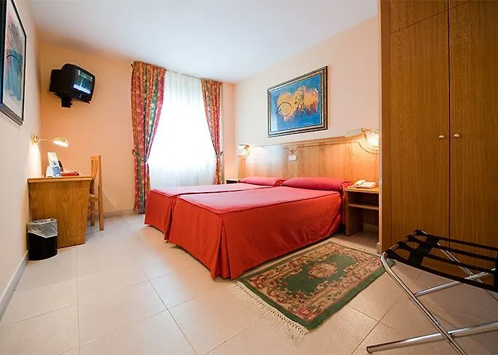 Rey Arturo Burgos 3*