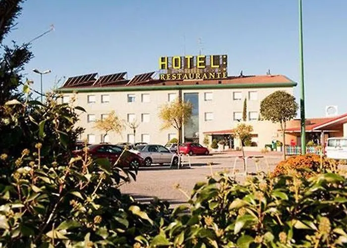 Rey Arturo Burgos 3*